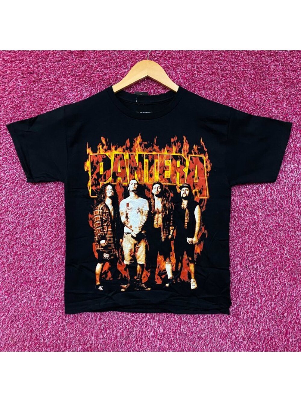 Pantera Flames Band Photo Metal Band T-Shirt XS